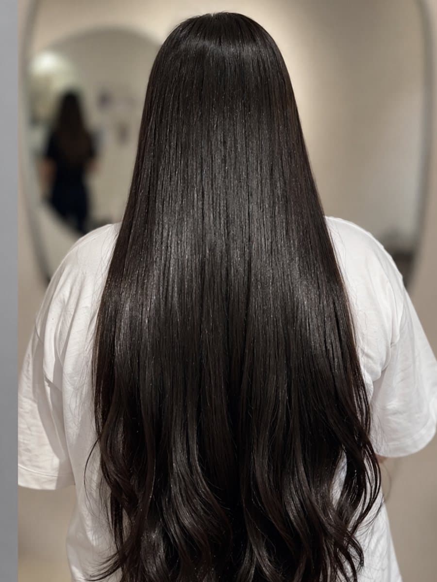 After : Very long, wavy black