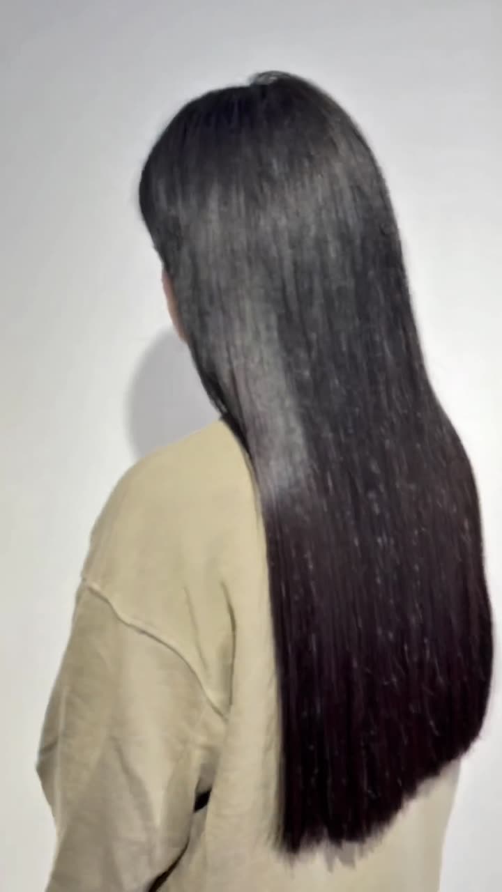 Result of a very long fitting on dark hair
